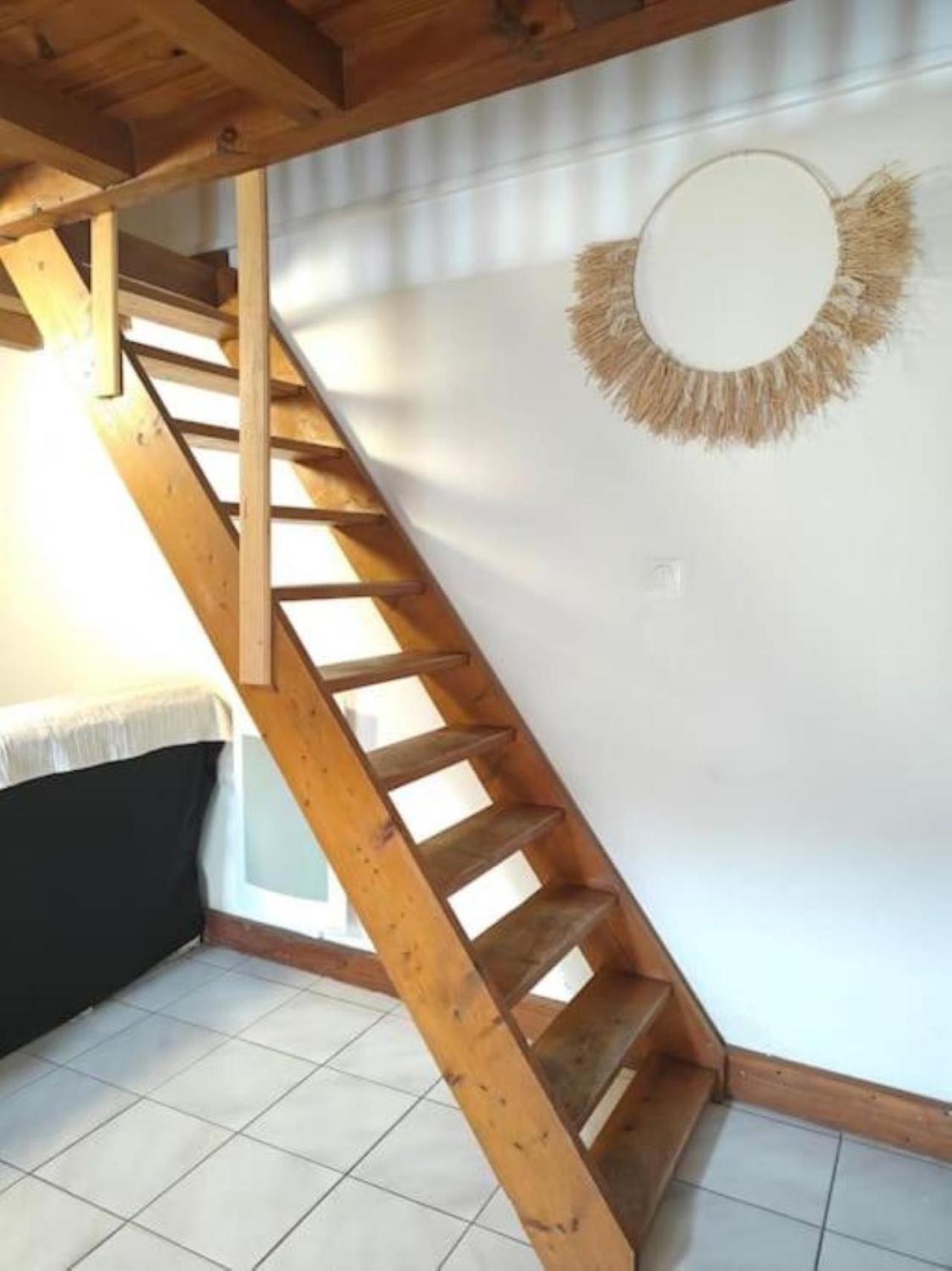 Logement Entier Style Chalet - 1 A 5 Pers - Langon  Exterior foto